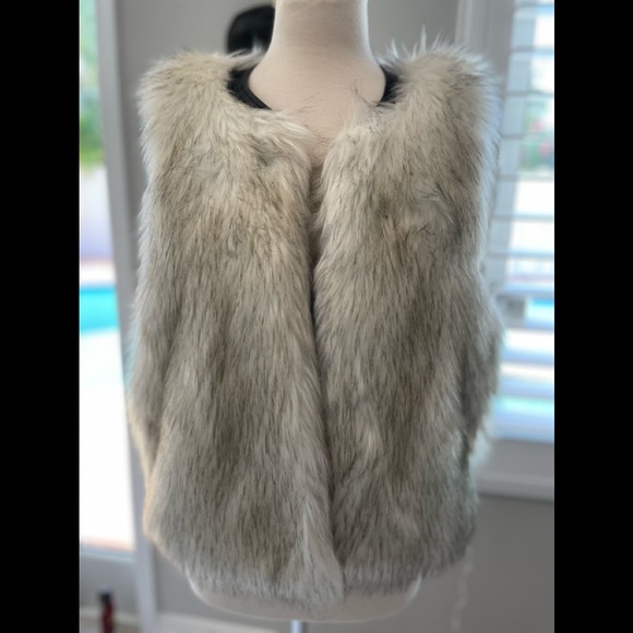 Jackets & Blazers - Faux Fur Vest